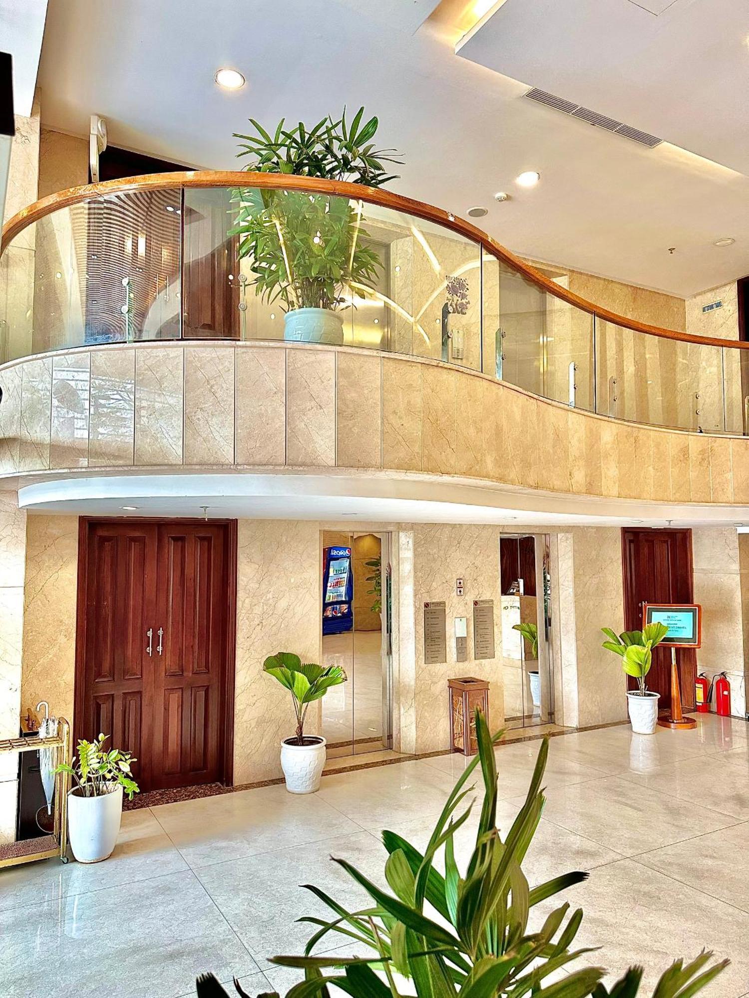 Nature Hotel By K D H Da Nang Buitenkant foto
